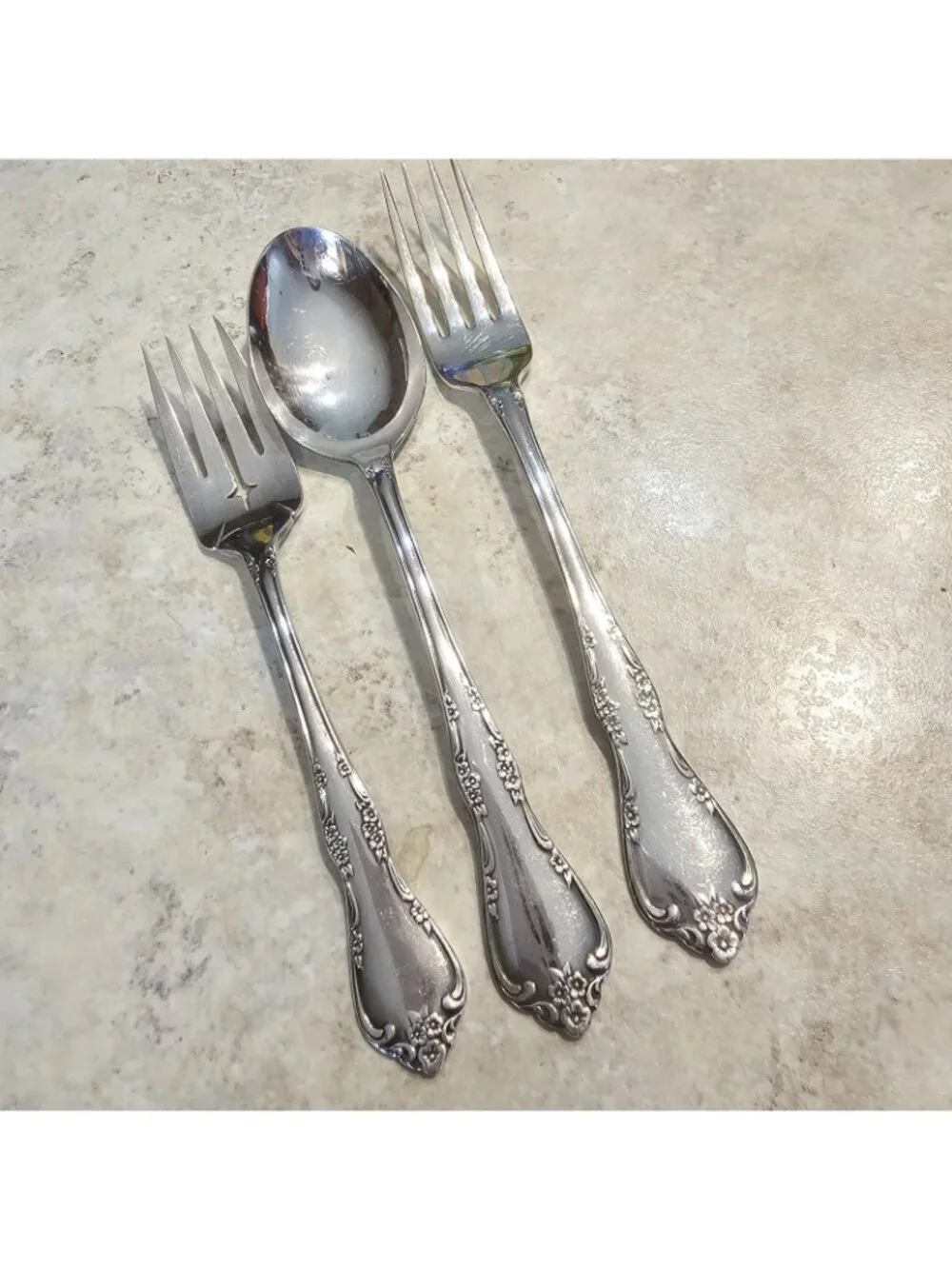 Oneida Fredericksburg Silverplate Set Salad Dinner Fork Soup Spoon 1968 vintage